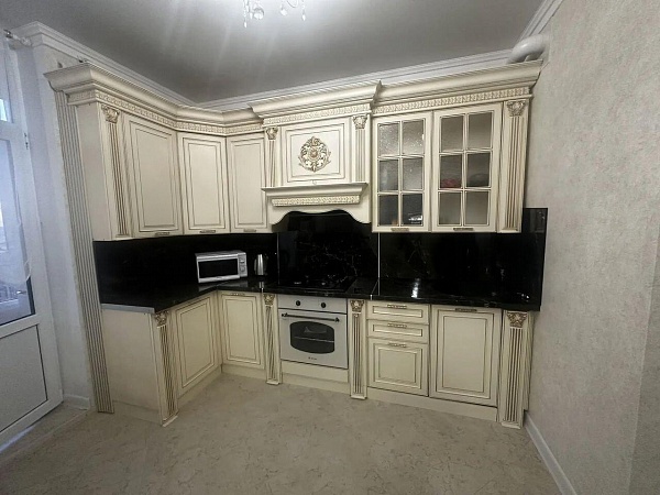 3-к. квартира, 77 м², 18/18 эт.