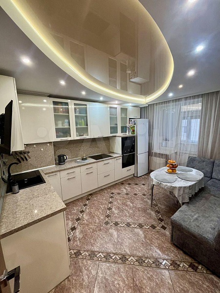 2-к. квартира, 57,1 м², 3/6 эт.